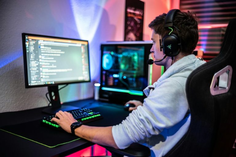 Essential Gadgets That Enhance Your Gaming Experience